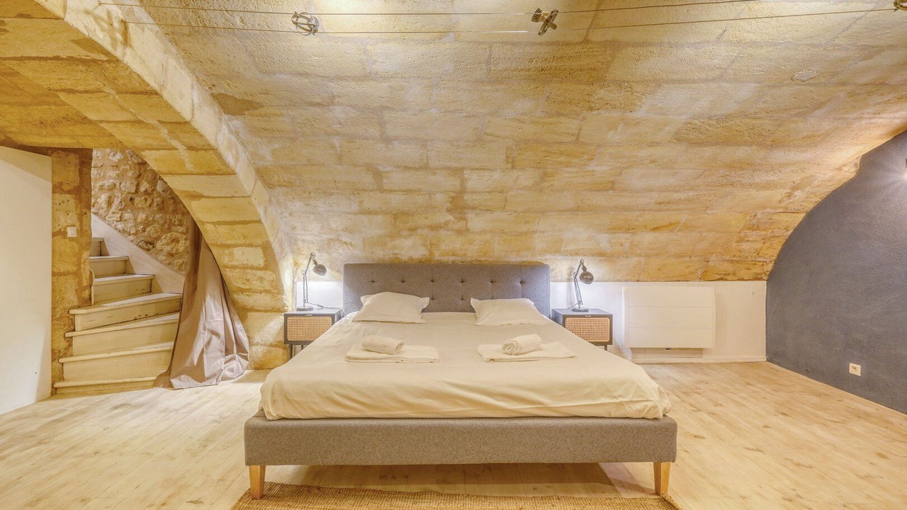 Photo of Bedroom in Hotel de Ville - Quinconces
