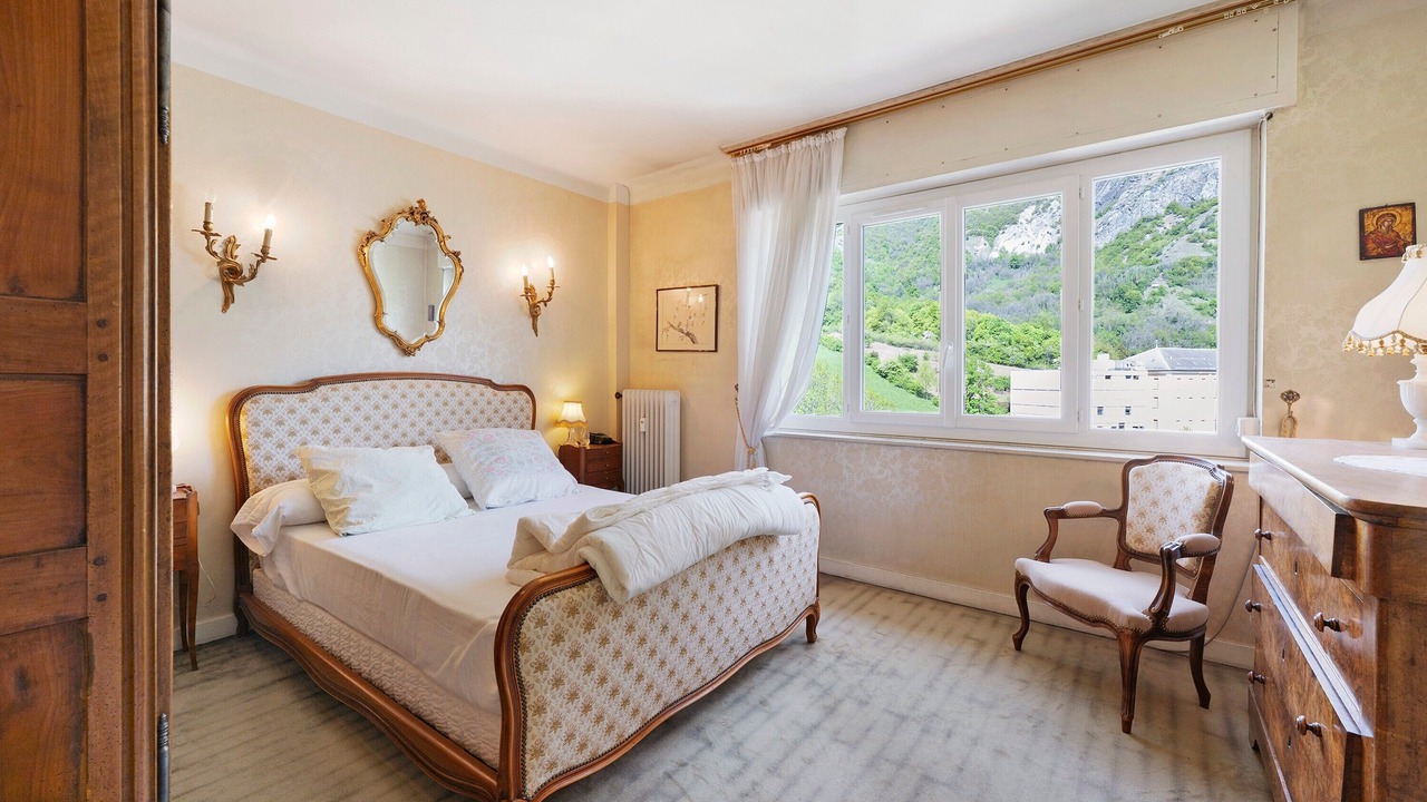 Photo of Bedroom in Saint-Jean-de-Maurienne