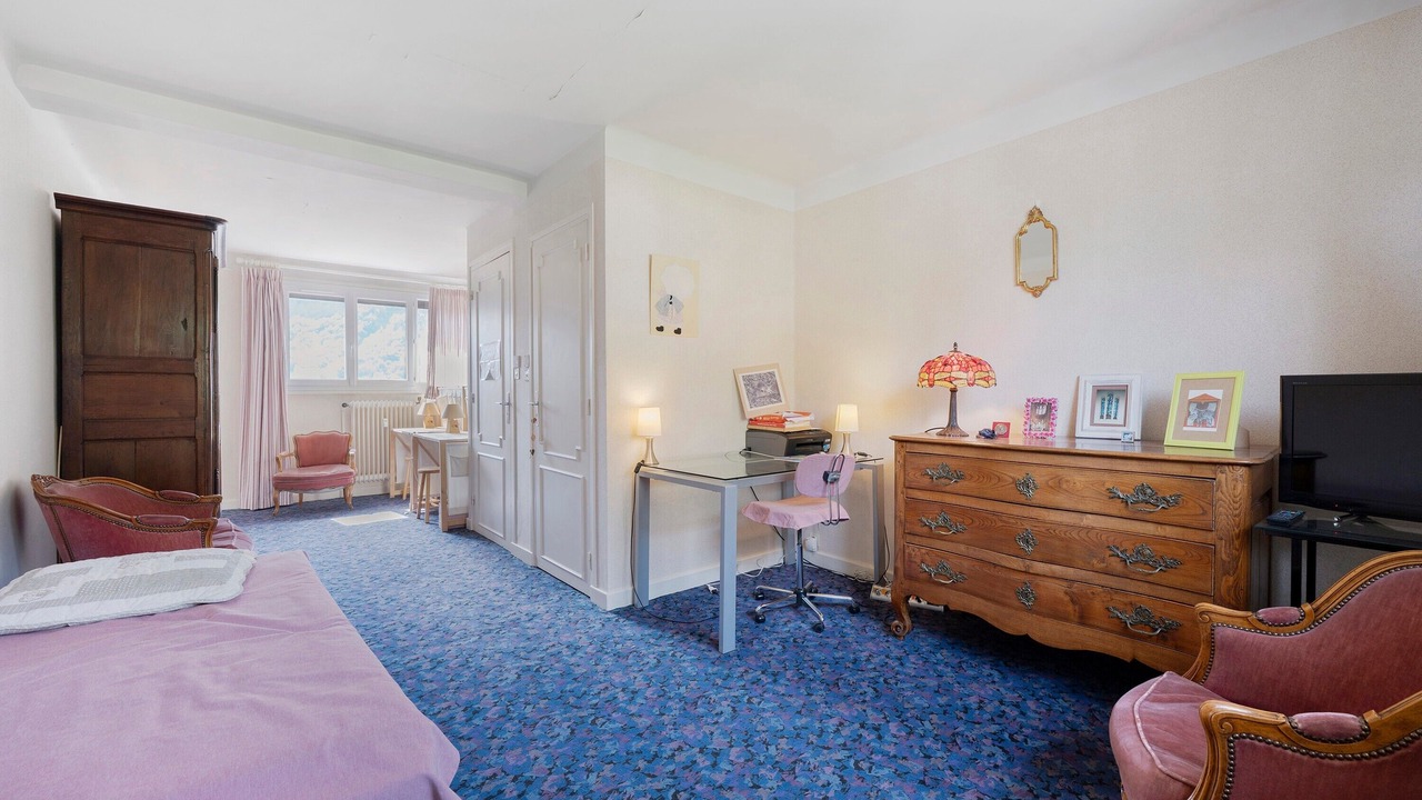 Photo of Bedroom in Saint-Jean-de-Maurienne
