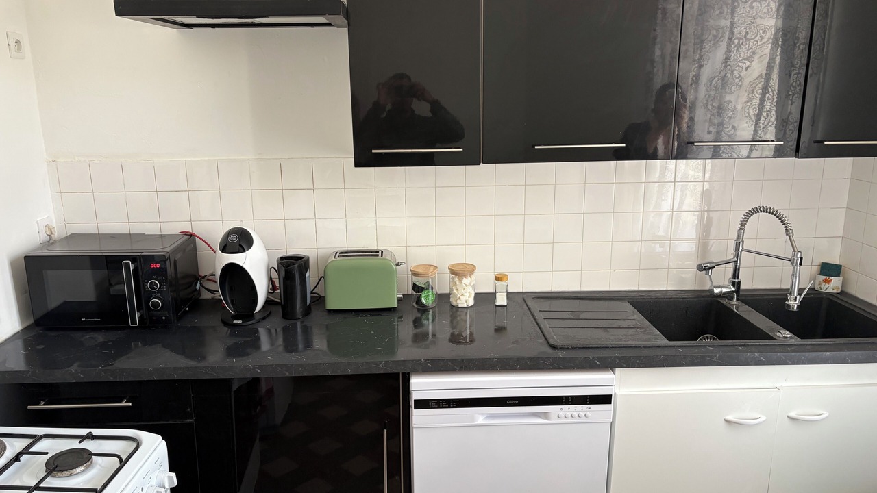 Photo of Kitchen in Courtenay