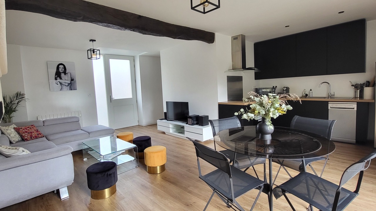 Photo of Livingroom in Creon
