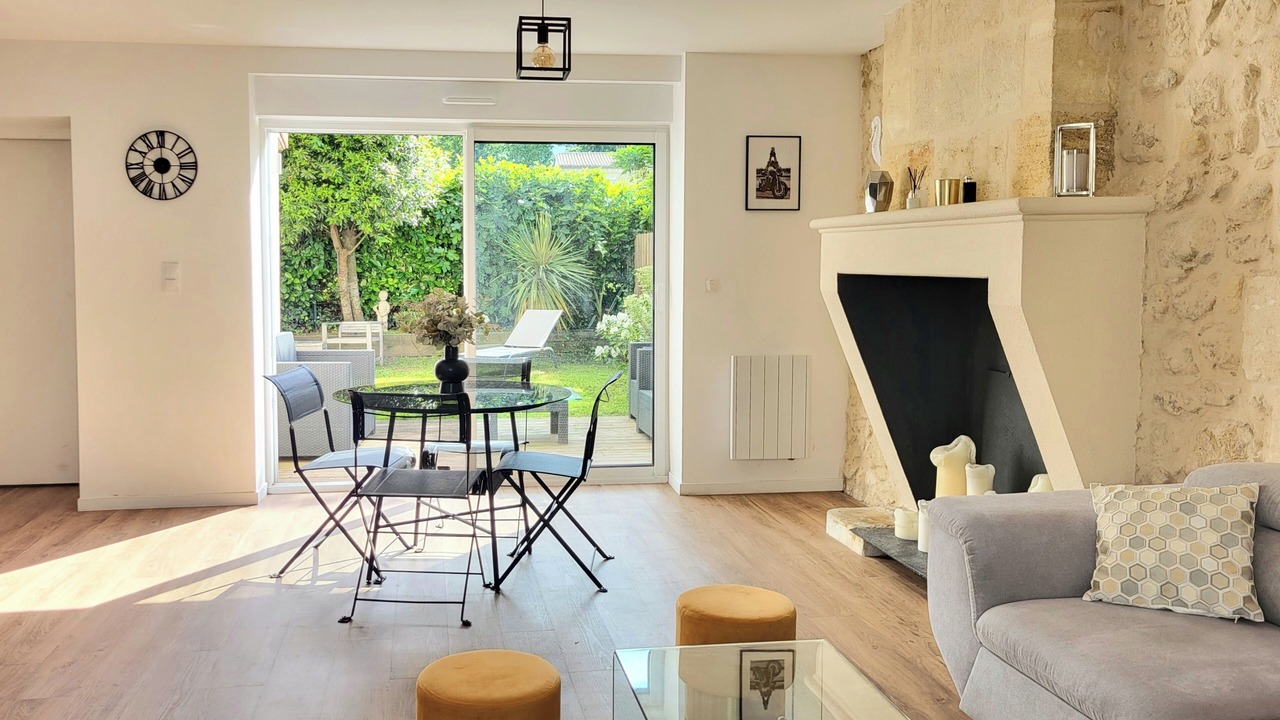 Photo of Livingroom in Creon