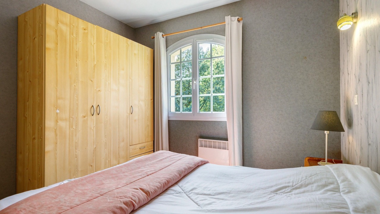 Photo of Bedroom in Begadan
