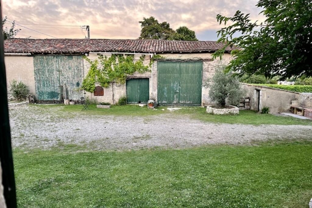 Photo of Outdoor in Meux