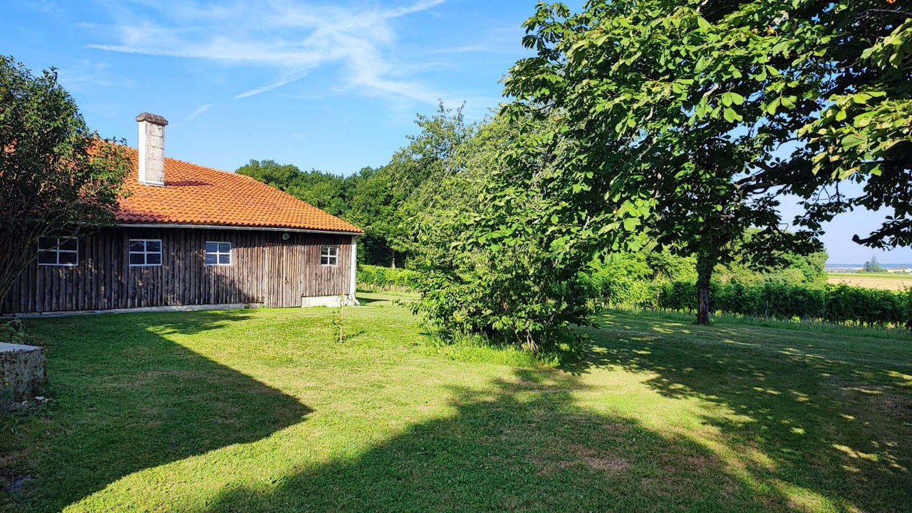 Photo of Outdoor in Leoville