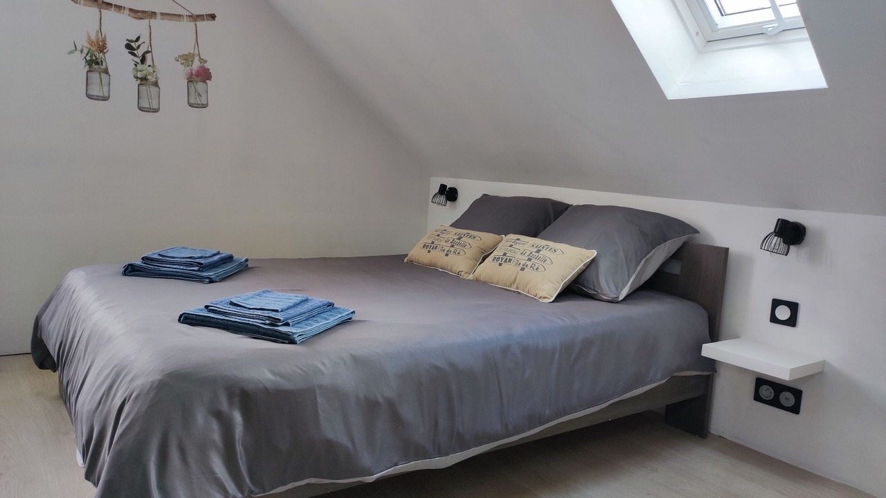 Photo of Bedroom in Saintes
