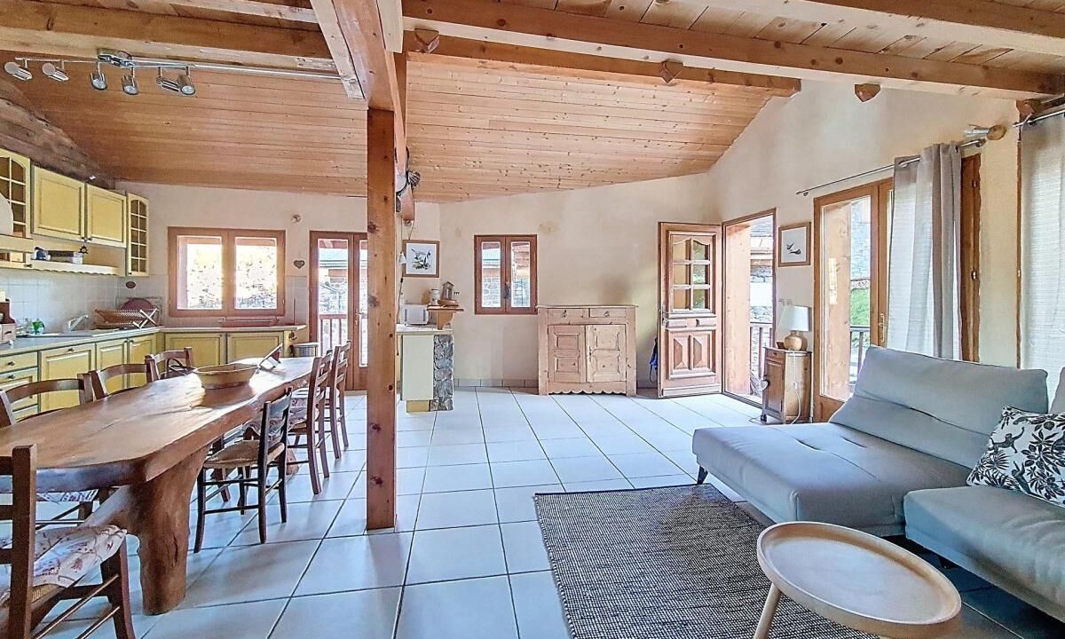 Photo of Livingroom in Les Belleville