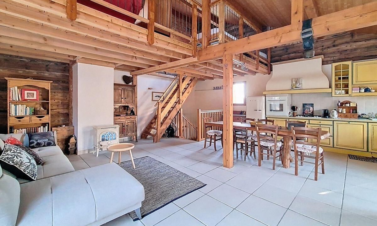 Photo of Livingroom in Les Belleville