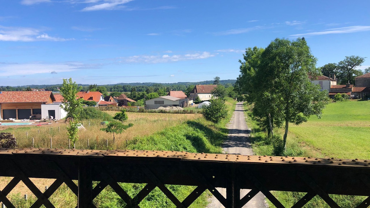 Photo of Others in Castagnede