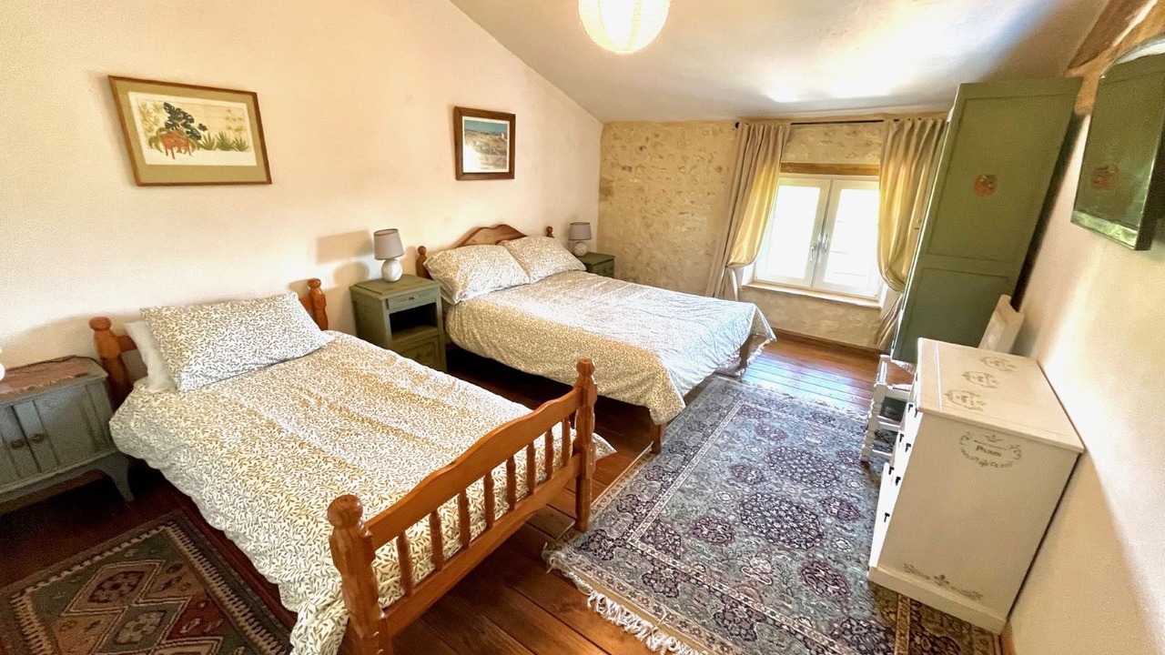 Photo of Bedroom in Montmoreau-Saint-Cybard