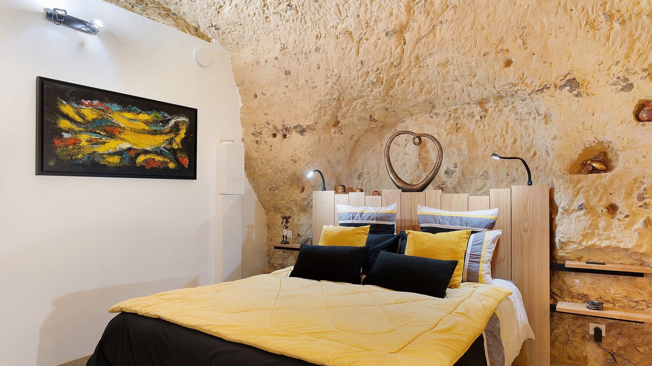 Photo of Bedroom in Troo