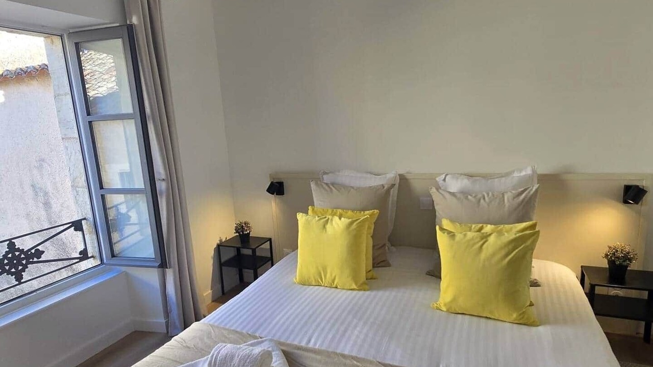 Photo of Bedroom in Perigueux