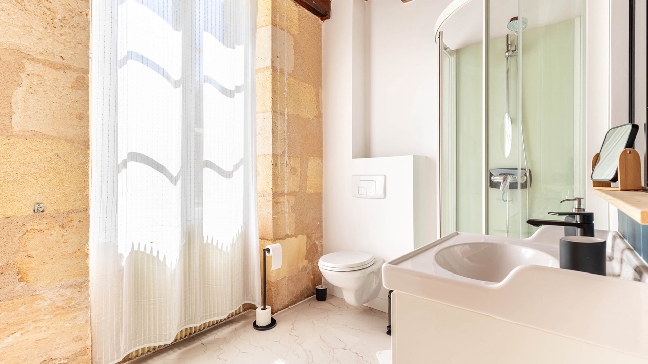 Photo of Bathroom in Saint-Savin