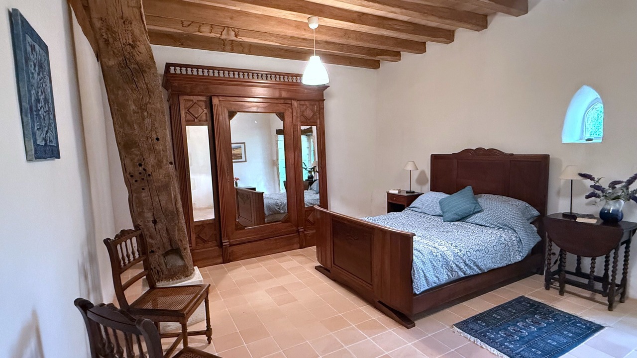 Photo of Bedroom in Bourg-des-Maisons