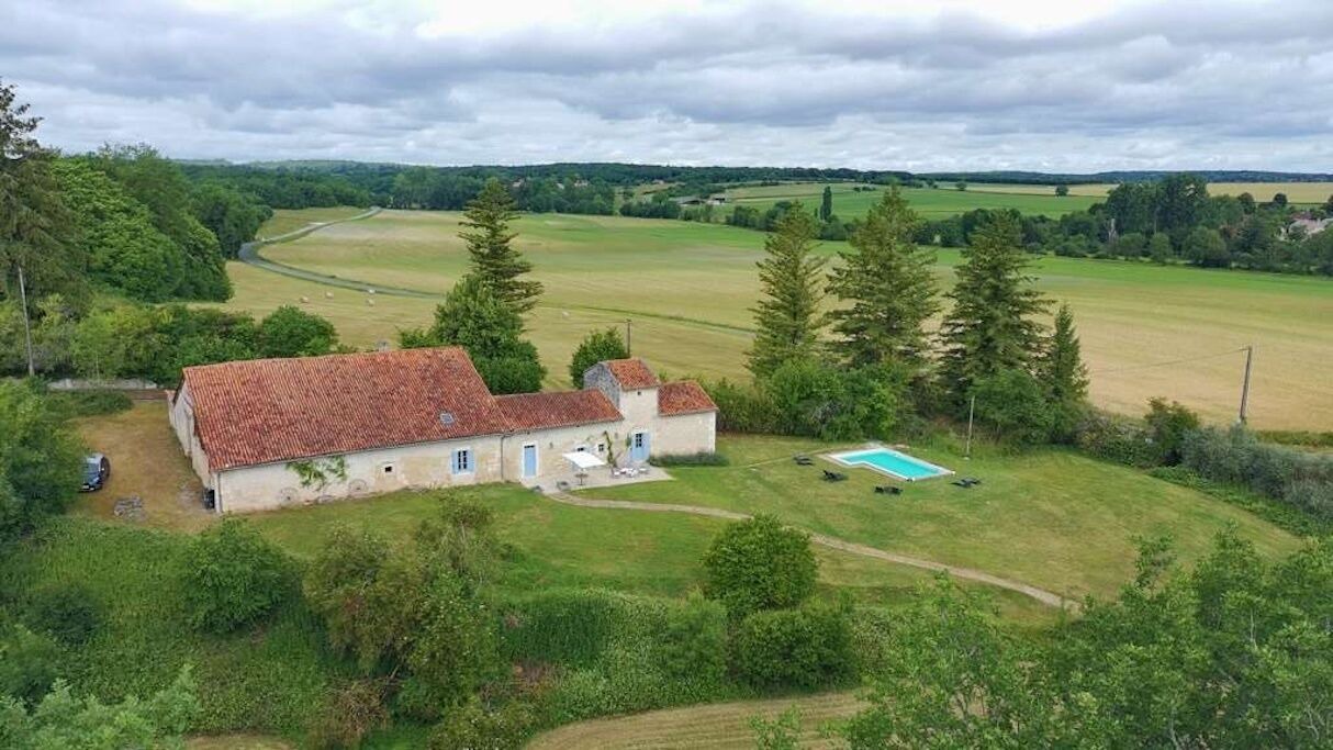 Photo of Others in Bourg-des-Maisons