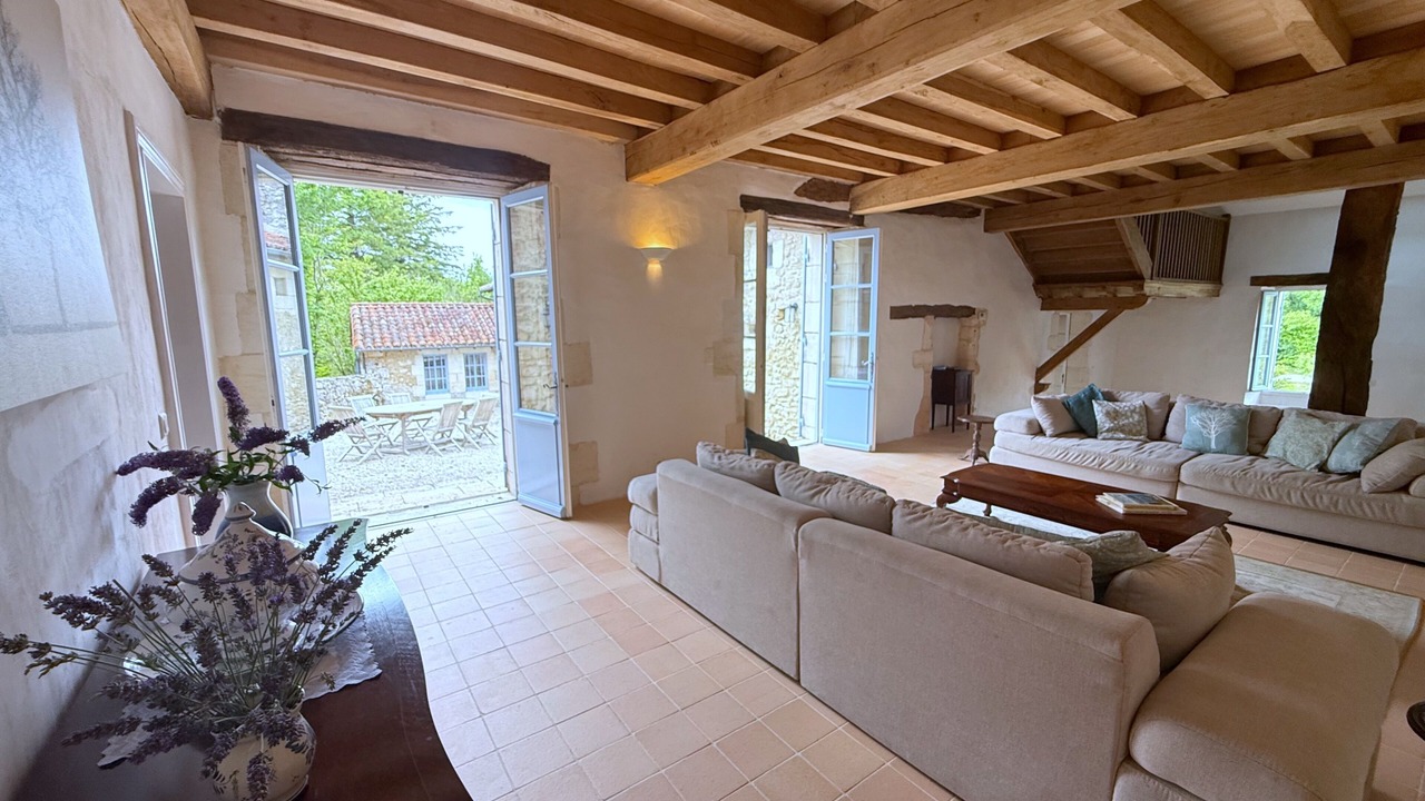 Photo of Others in Bourg-des-Maisons