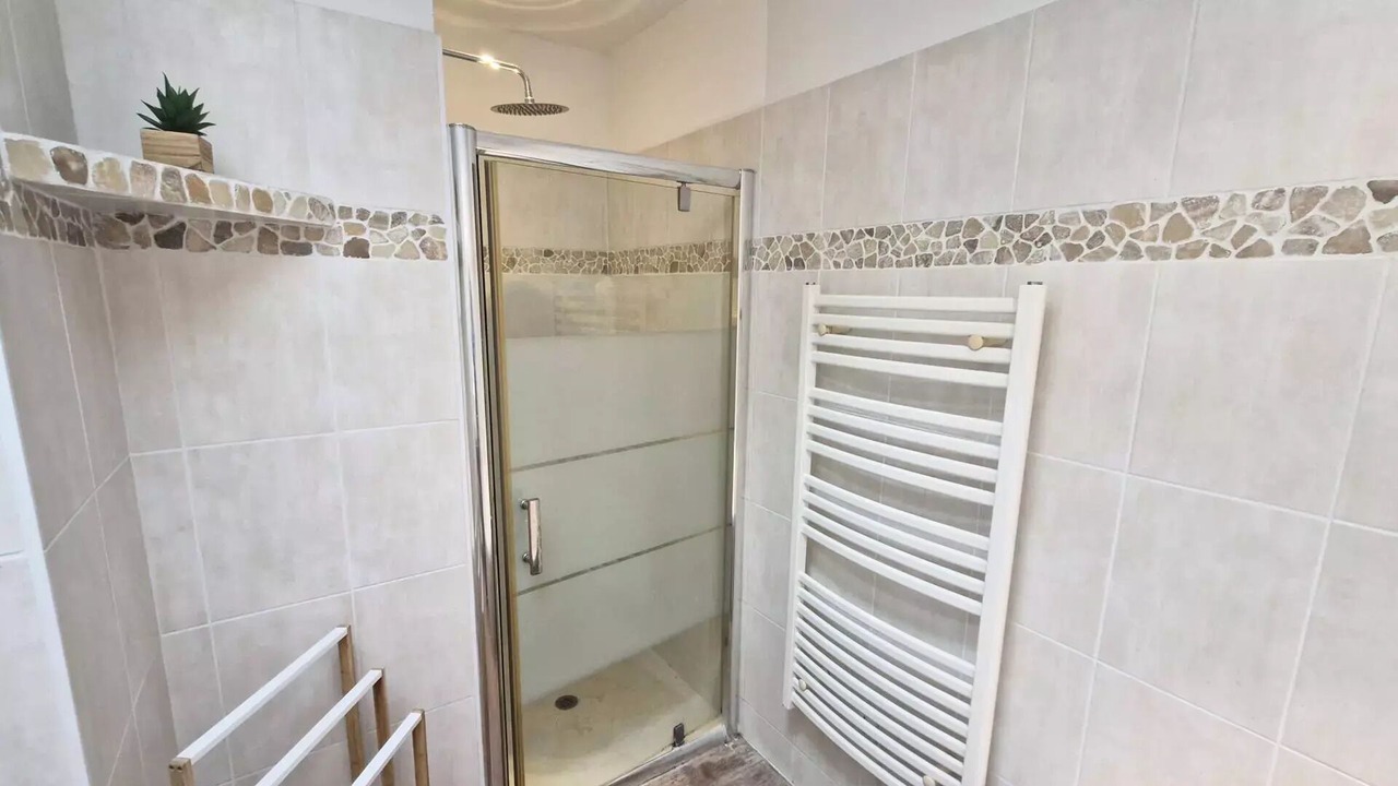 Photo of Bathroom in Vaux-sur-Mer