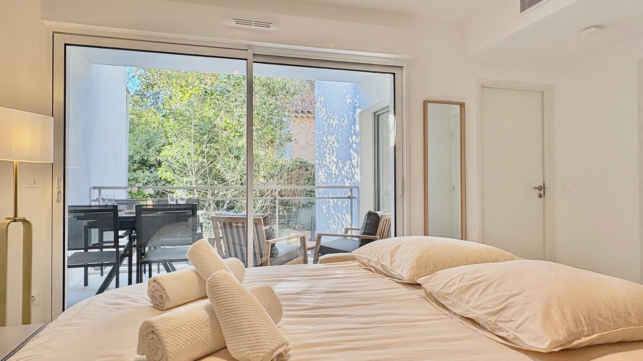 Photo of Bedroom in Eze