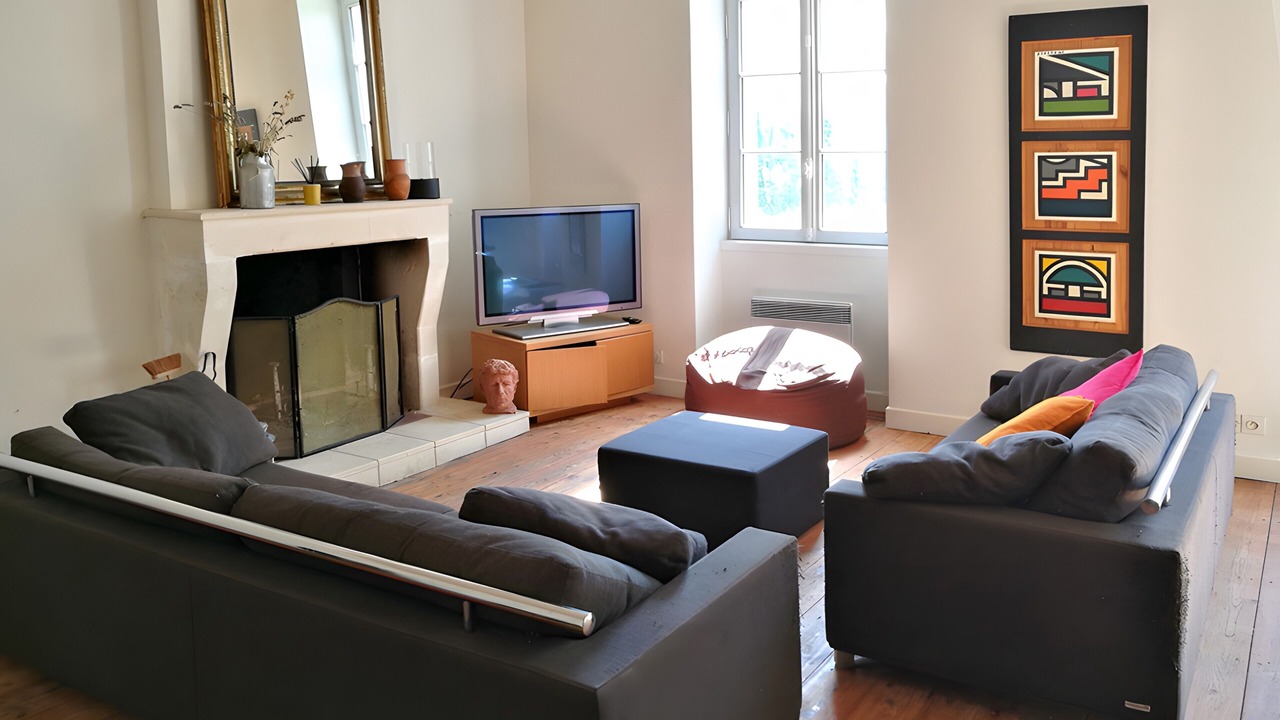 Photo of Livingroom in Saint-Georges-des-Agouts