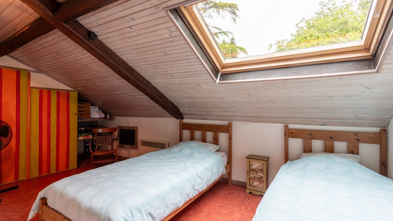 Photo of Bedroom in Sames