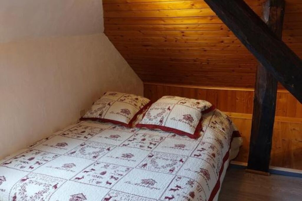 Photo of Bedroom in Saint-Remy-de-Maurienne