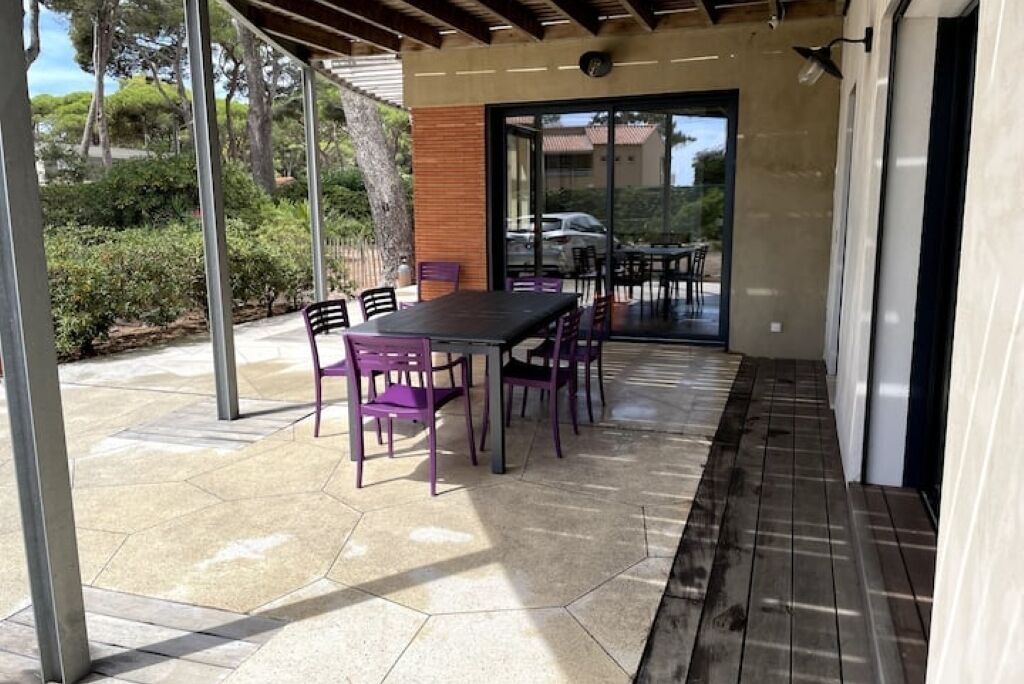 Photo of Outdoor in Hyeres