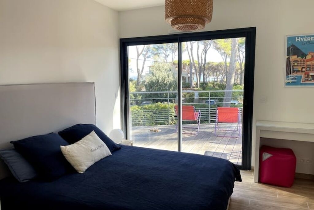 Photo of Bedroom in Hyeres