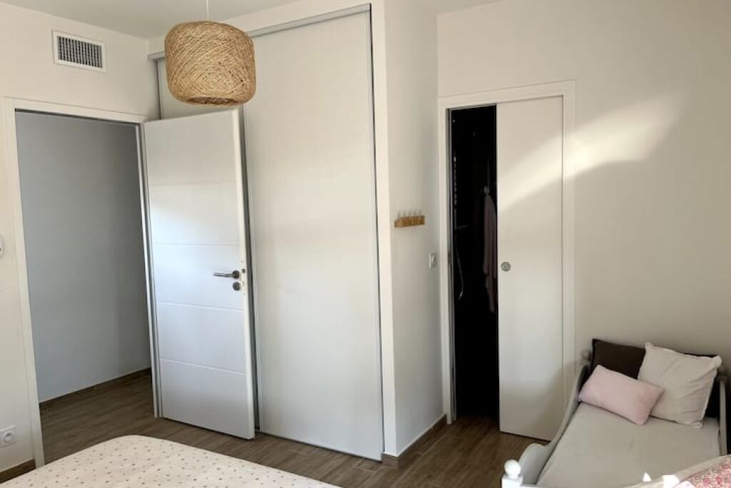 Photo of Bedroom in Hyeres