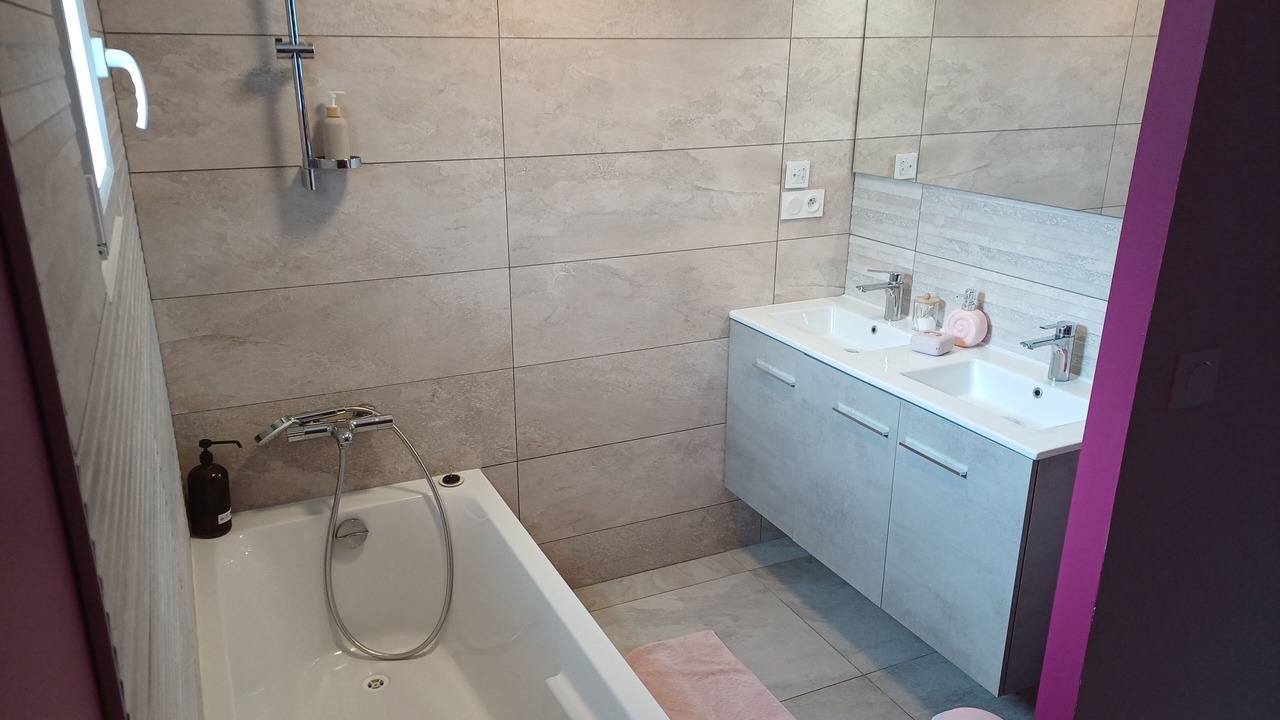 Photo of Bathroom in Carquefou