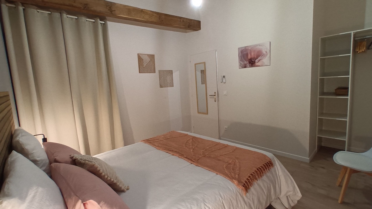 Photo of Bedroom in Fontaines-d'Ozillac