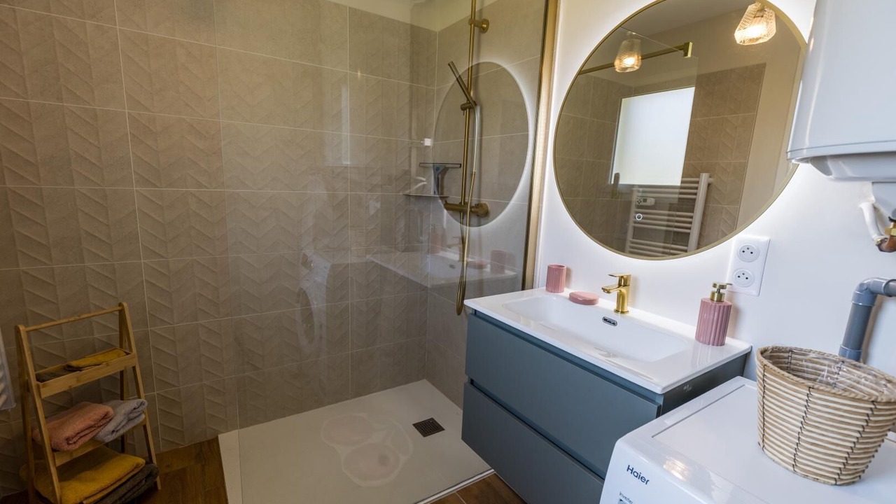 Photo of Bathroom in Orist