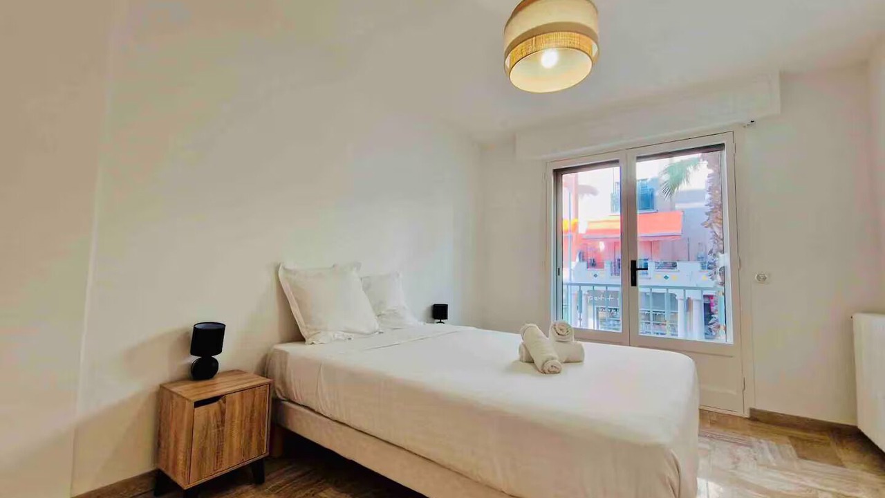 Photo of Bedroom in Juan-les-Pins