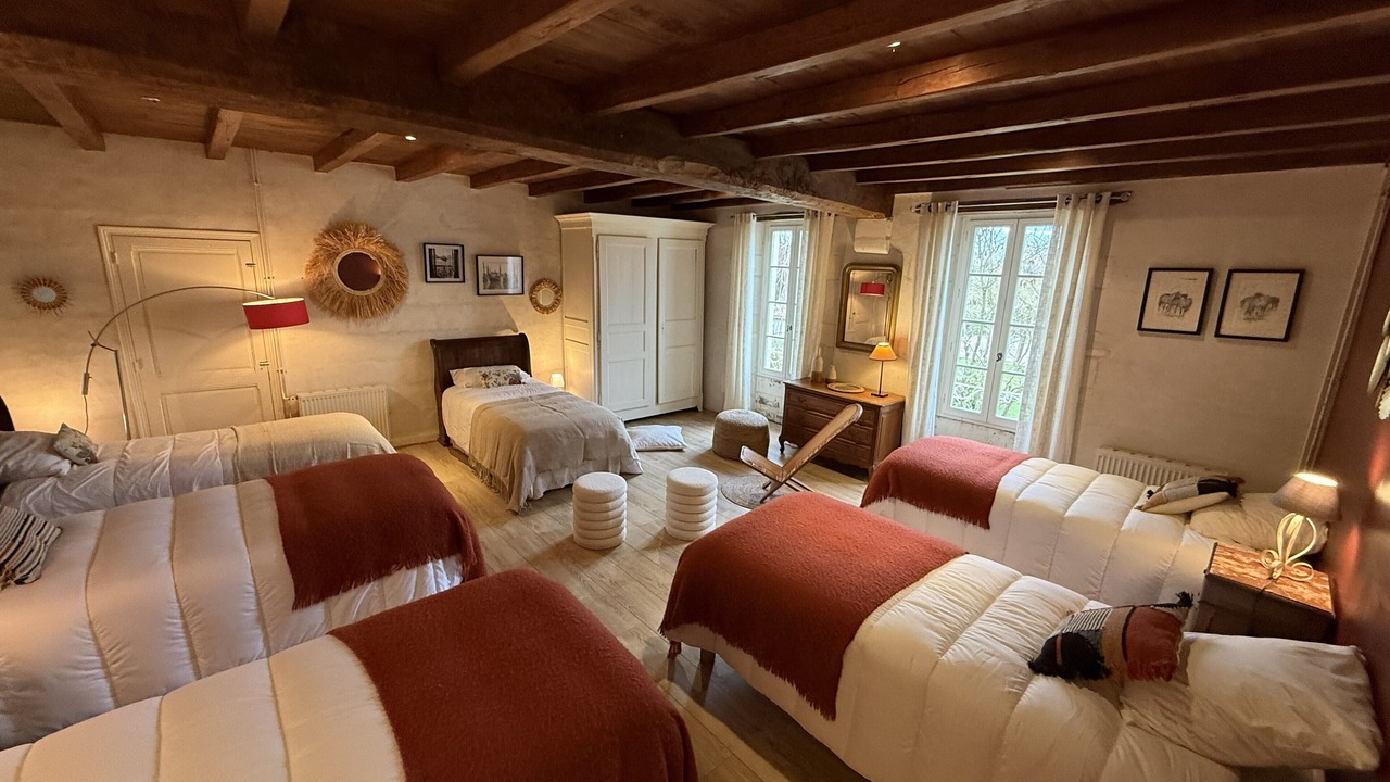 Photo of Bedroom in Saint-Palais-du-Ne