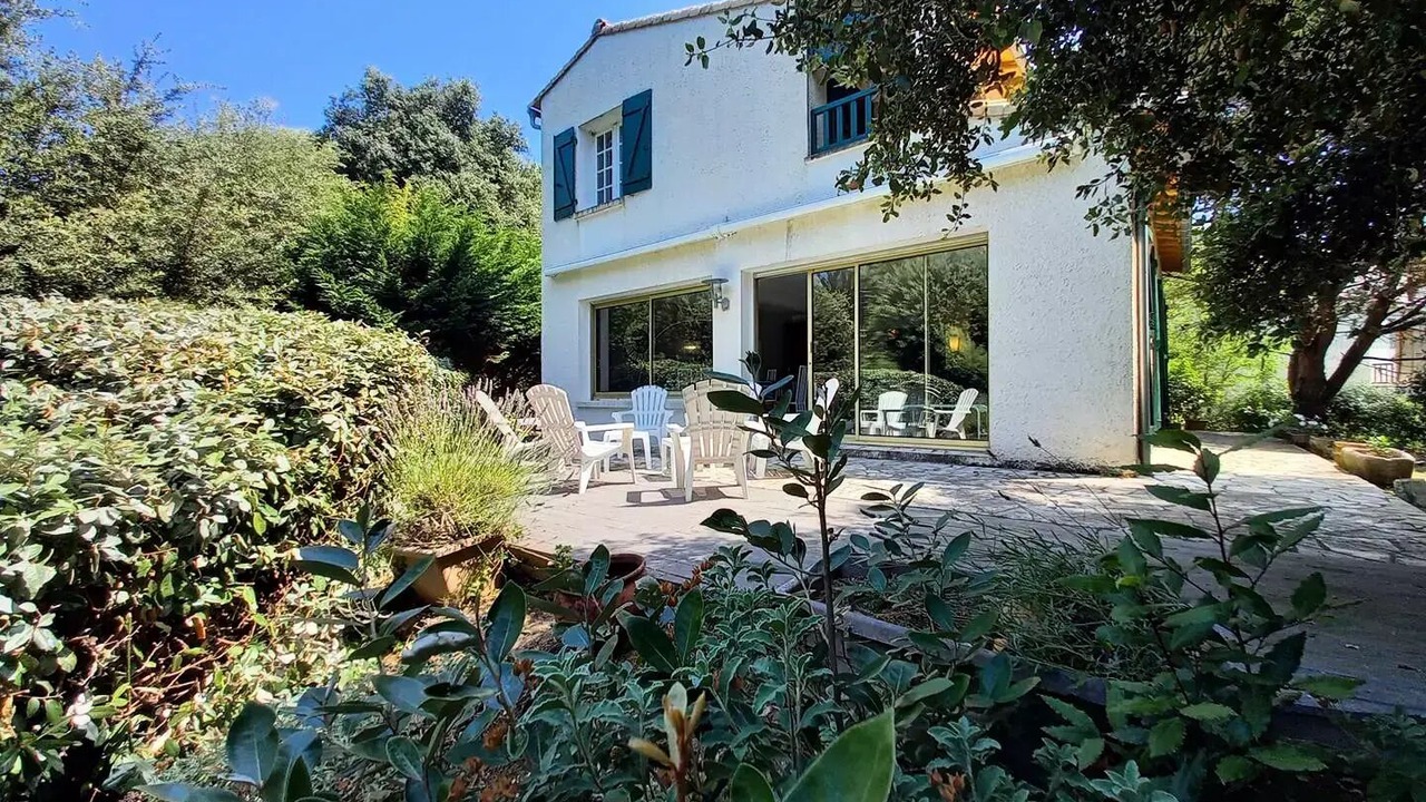 Photo of Patio Balcony in Saint-Palais-sur-Mer
