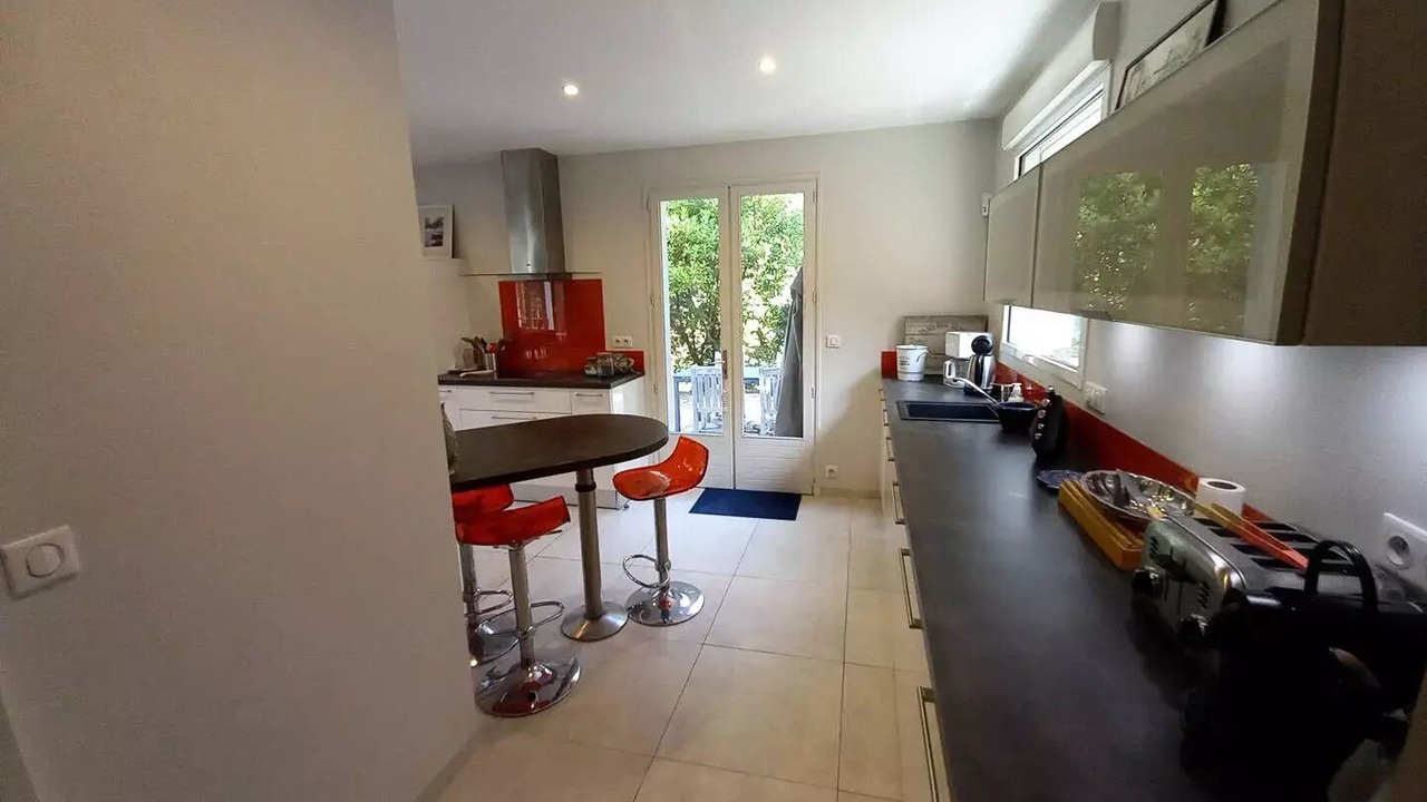 Photo of Kitchen in Saint-Palais-sur-Mer