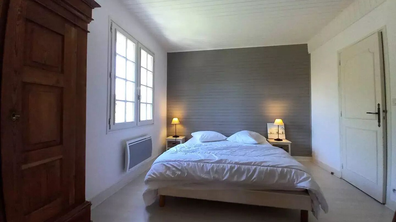 Photo of Bedroom in Saint-Palais-sur-Mer