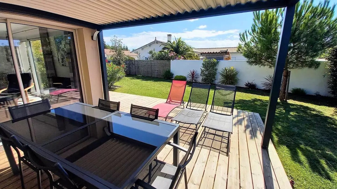 Photo of Outdoor in Saint-Palais-sur-Mer