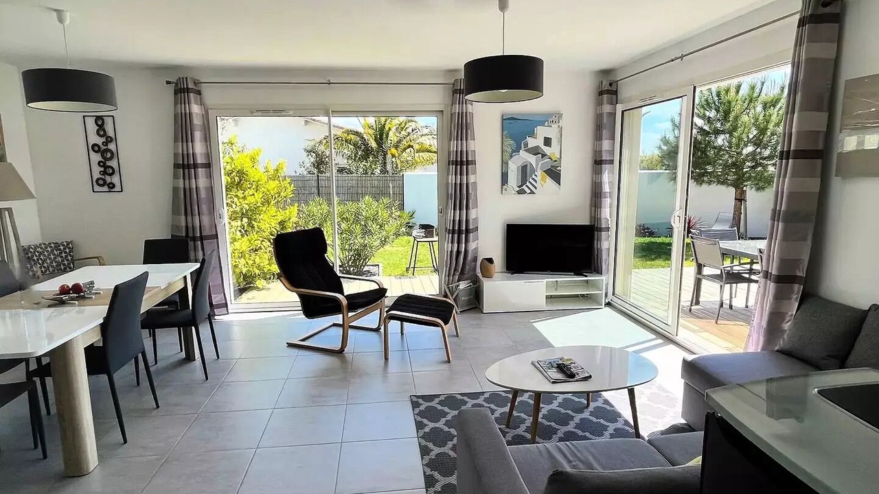 Photo of Livingroom in Saint-Palais-sur-Mer