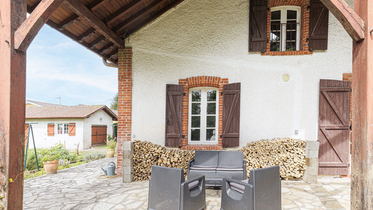 Photo of Patio Balcony in Saint-Vincent-de-Tyrosse