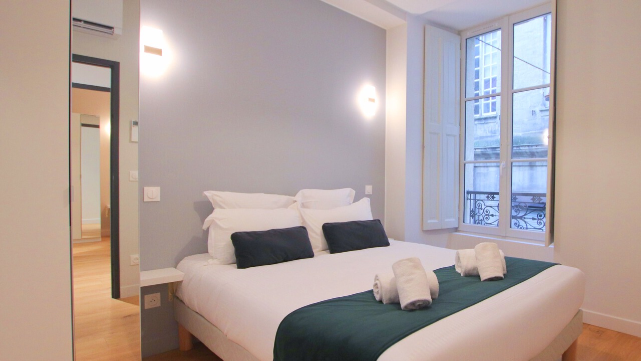 Photo of Bedroom in Hotel de Ville - Quinconces