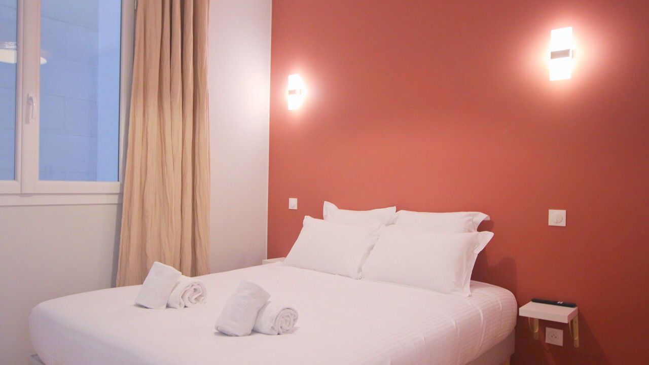 Photo of Bedroom in Hotel de Ville - Quinconces