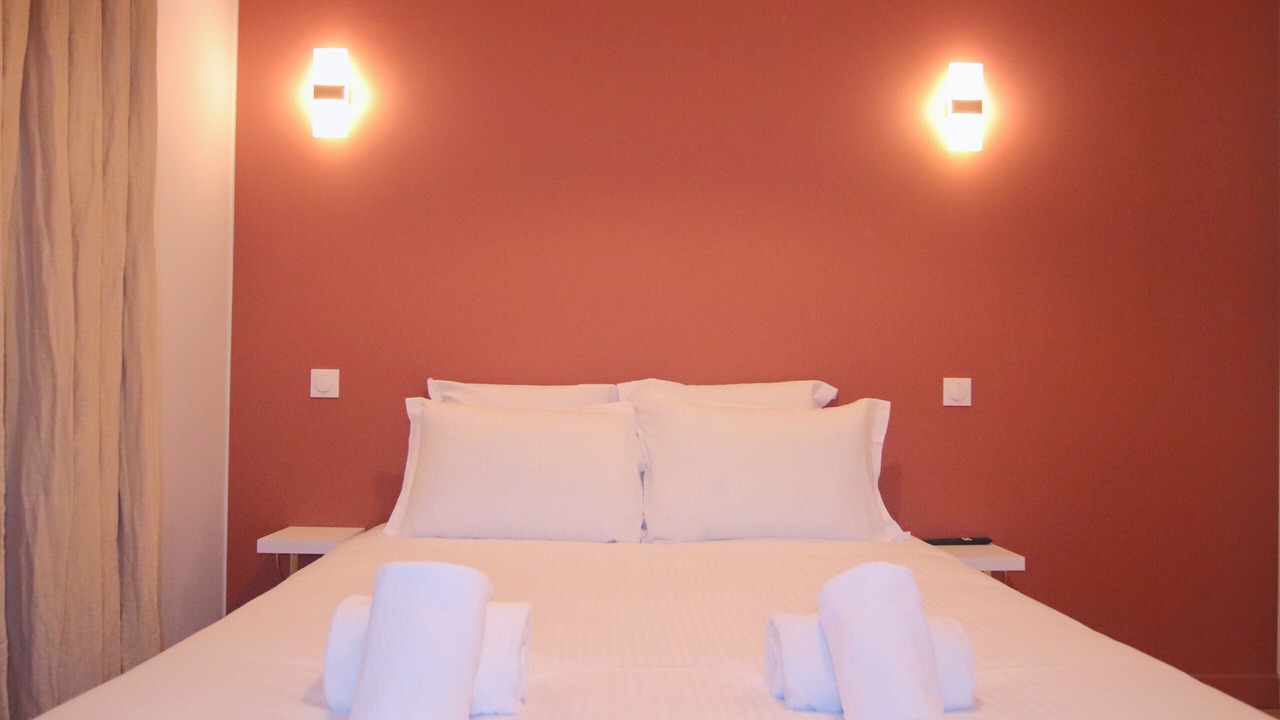 Photo of Bedroom in Hotel de Ville - Quinconces