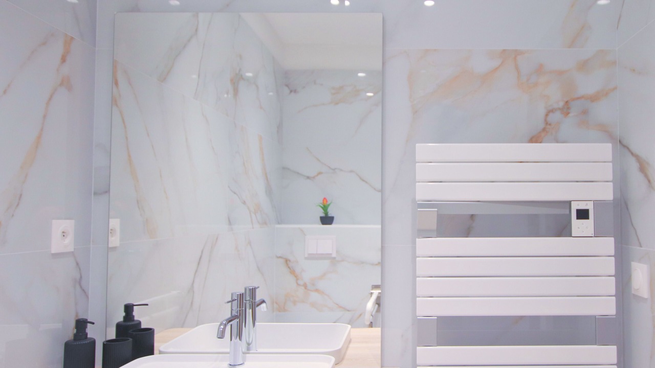 Photo of Bathroom in Hotel de Ville - Quinconces