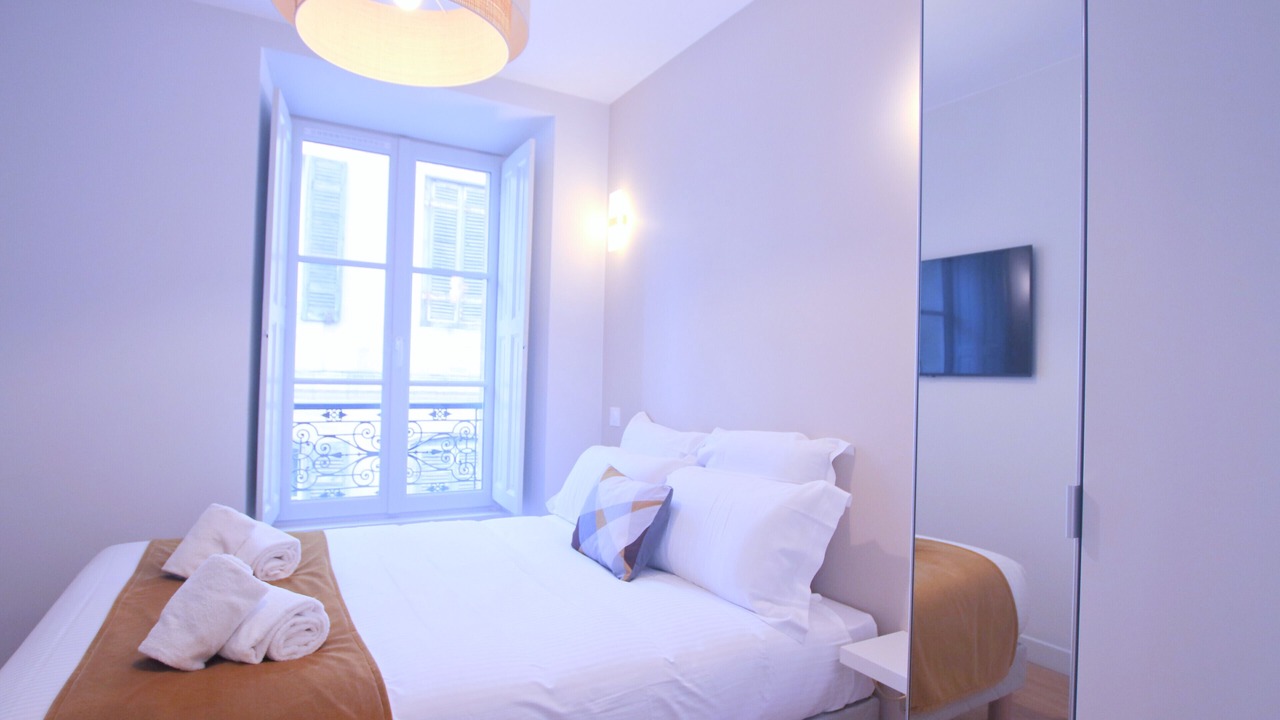 Photo of Bedroom in Hotel de Ville - Quinconces
