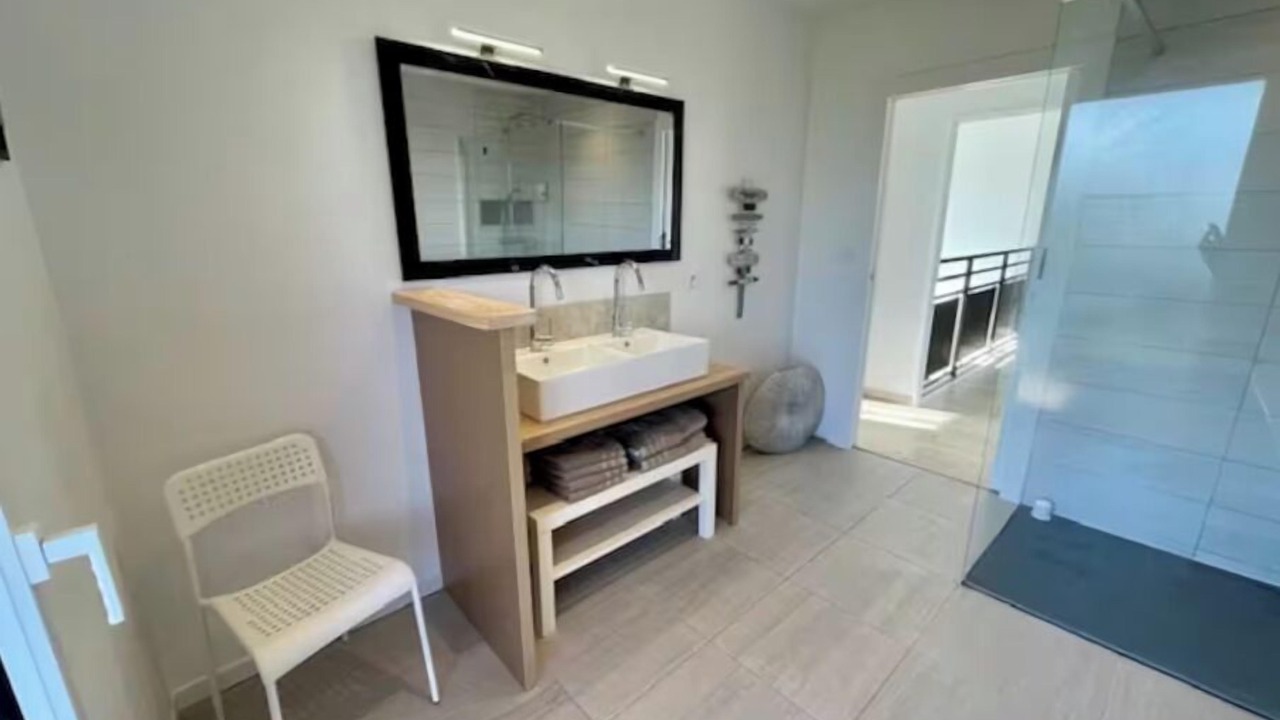 Photo of Bathroom in Saint-Pardon-de-Conques