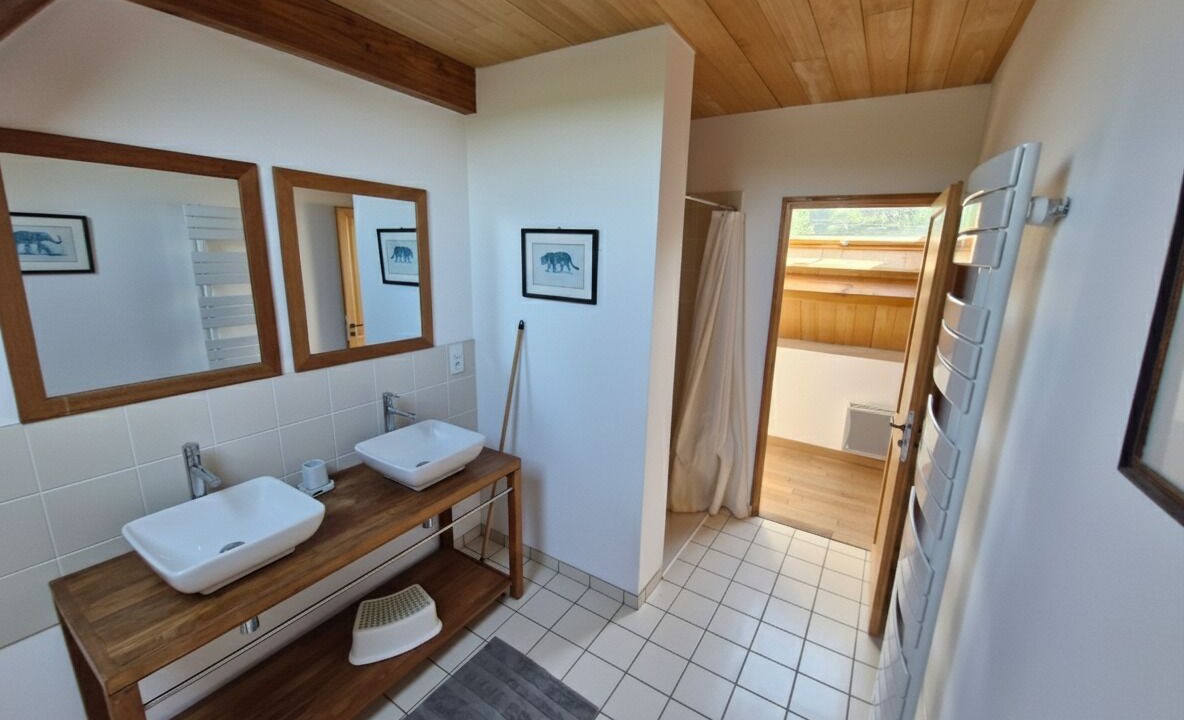 Photo of Bathroom in Jayac