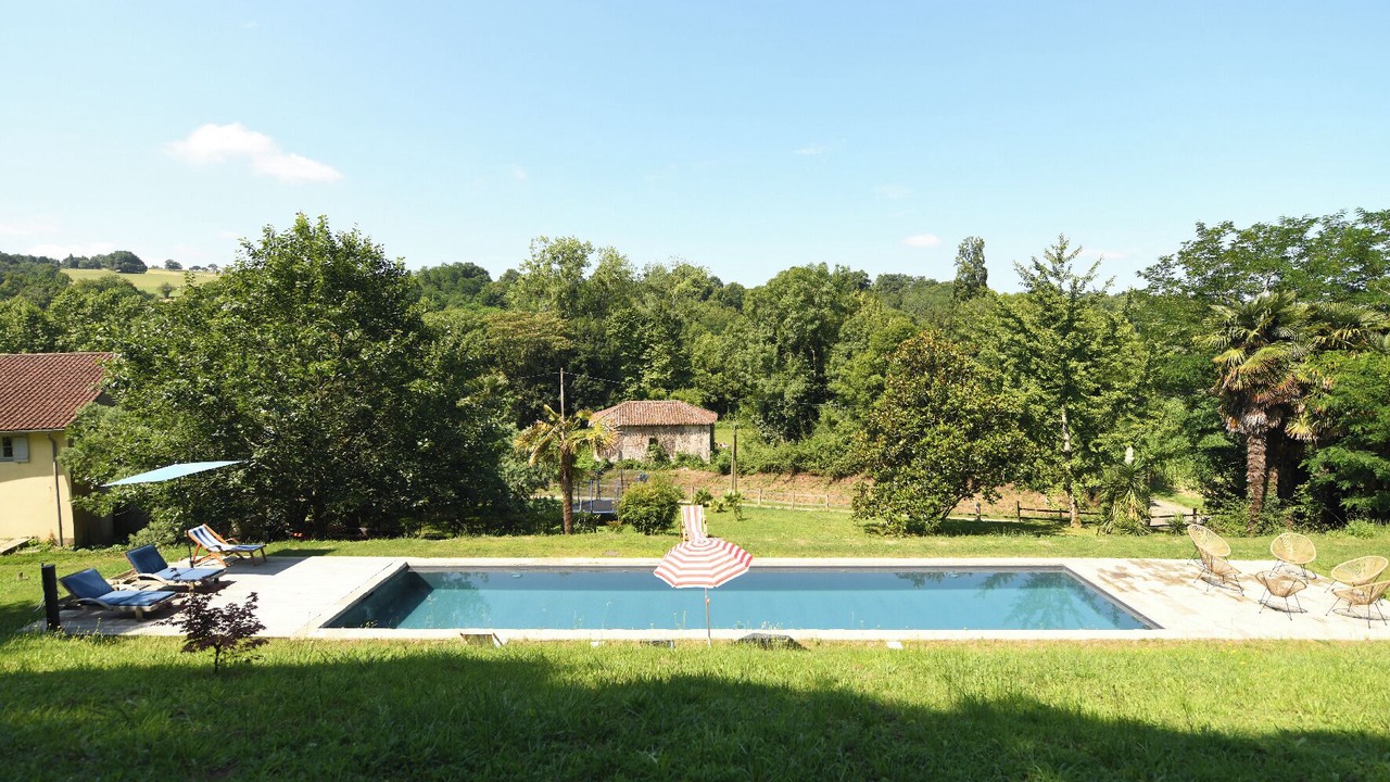 Photo of Outdoor in Came