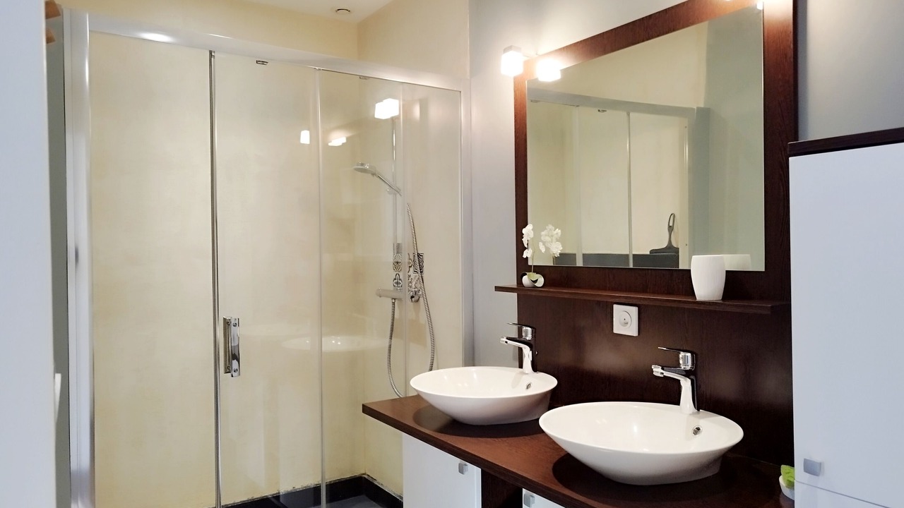 Photo of Bathroom in Aytre