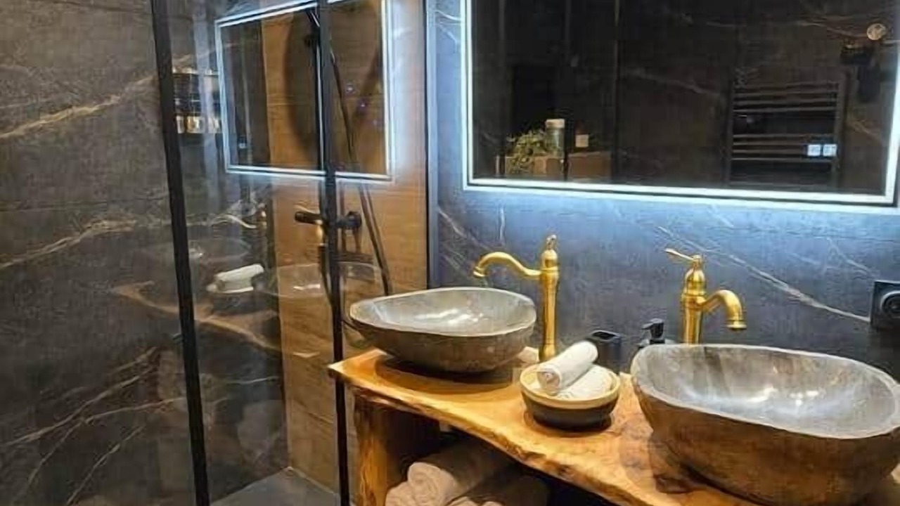 Photo of Bathroom in Saint-Jean-de-Maurienne