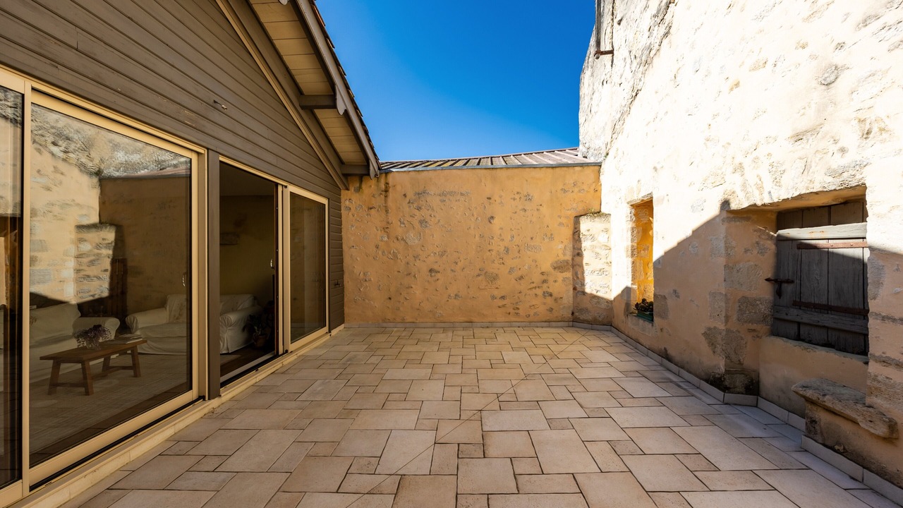 Photo of Patio Balcony in Bazas